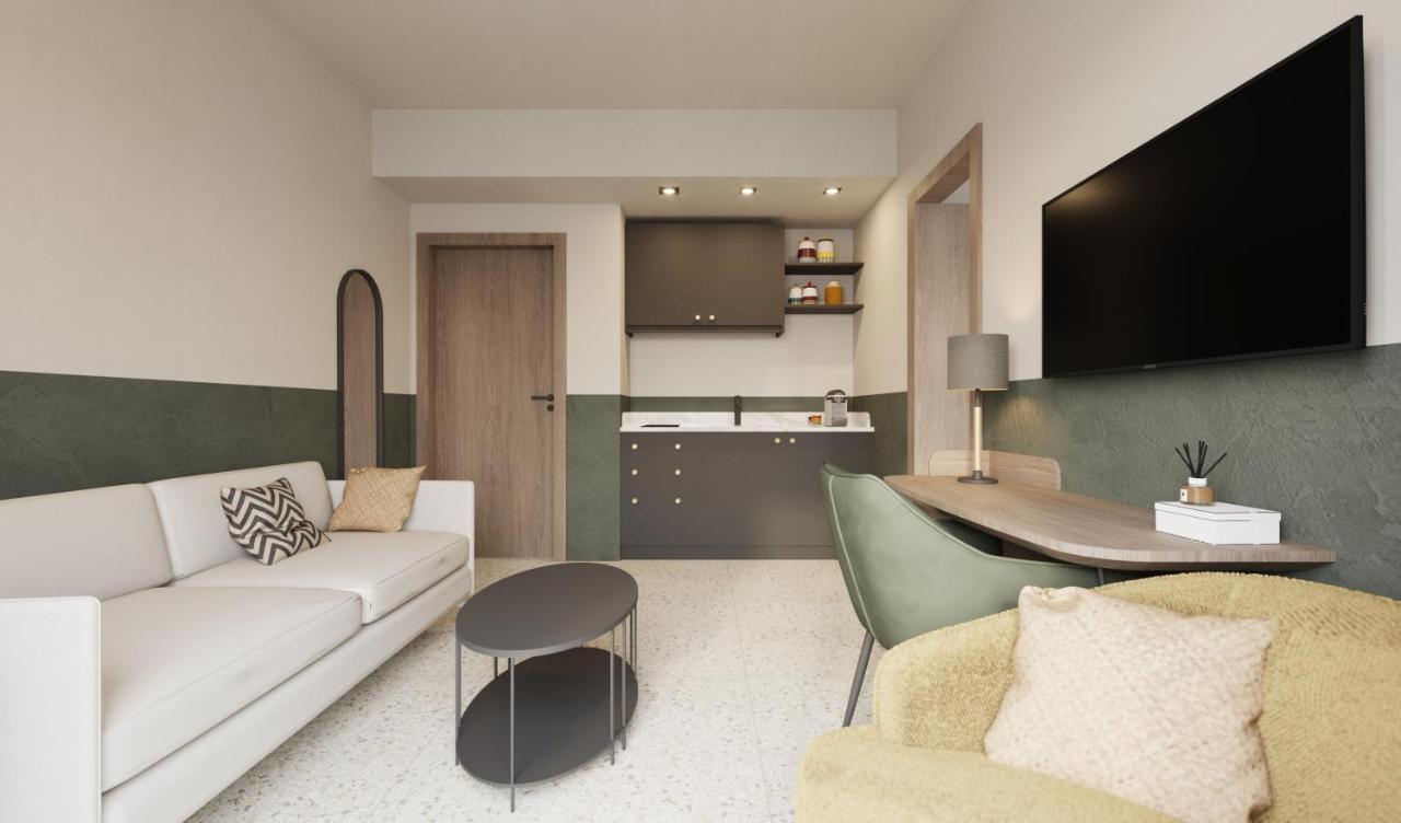 Evripidou 7 - Kalamata Mediterranean Suites Екстер'єр фото