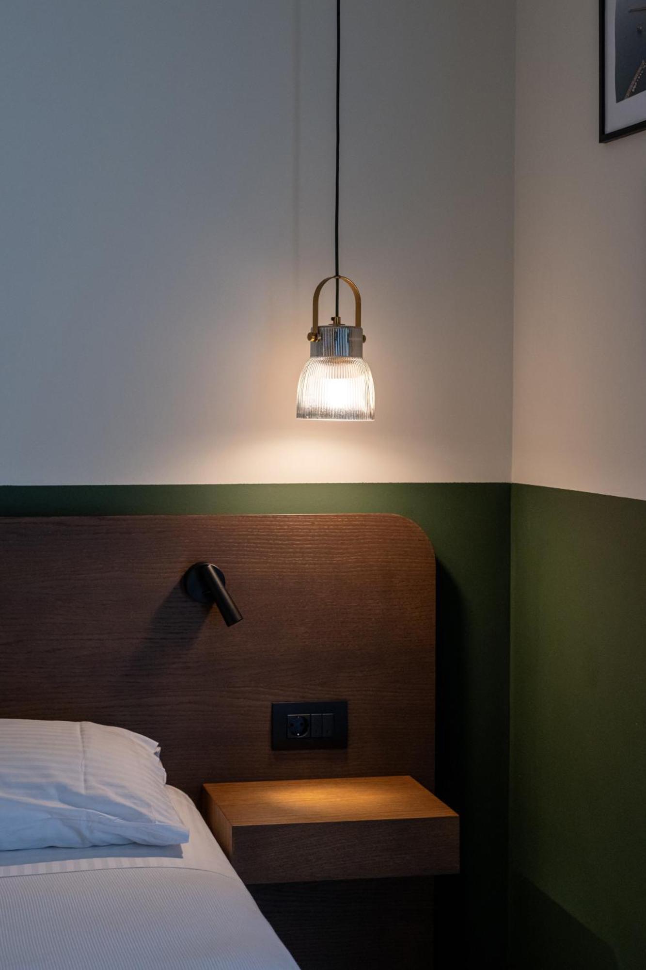 Evripidou 7 - Kalamata Mediterranean Suites Екстер'єр фото
