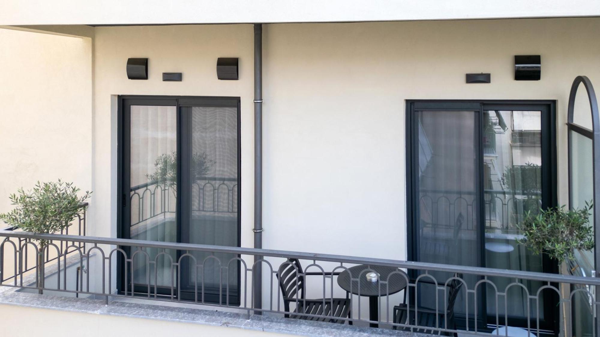 Evripidou 7 - Kalamata Mediterranean Suites Екстер'єр фото