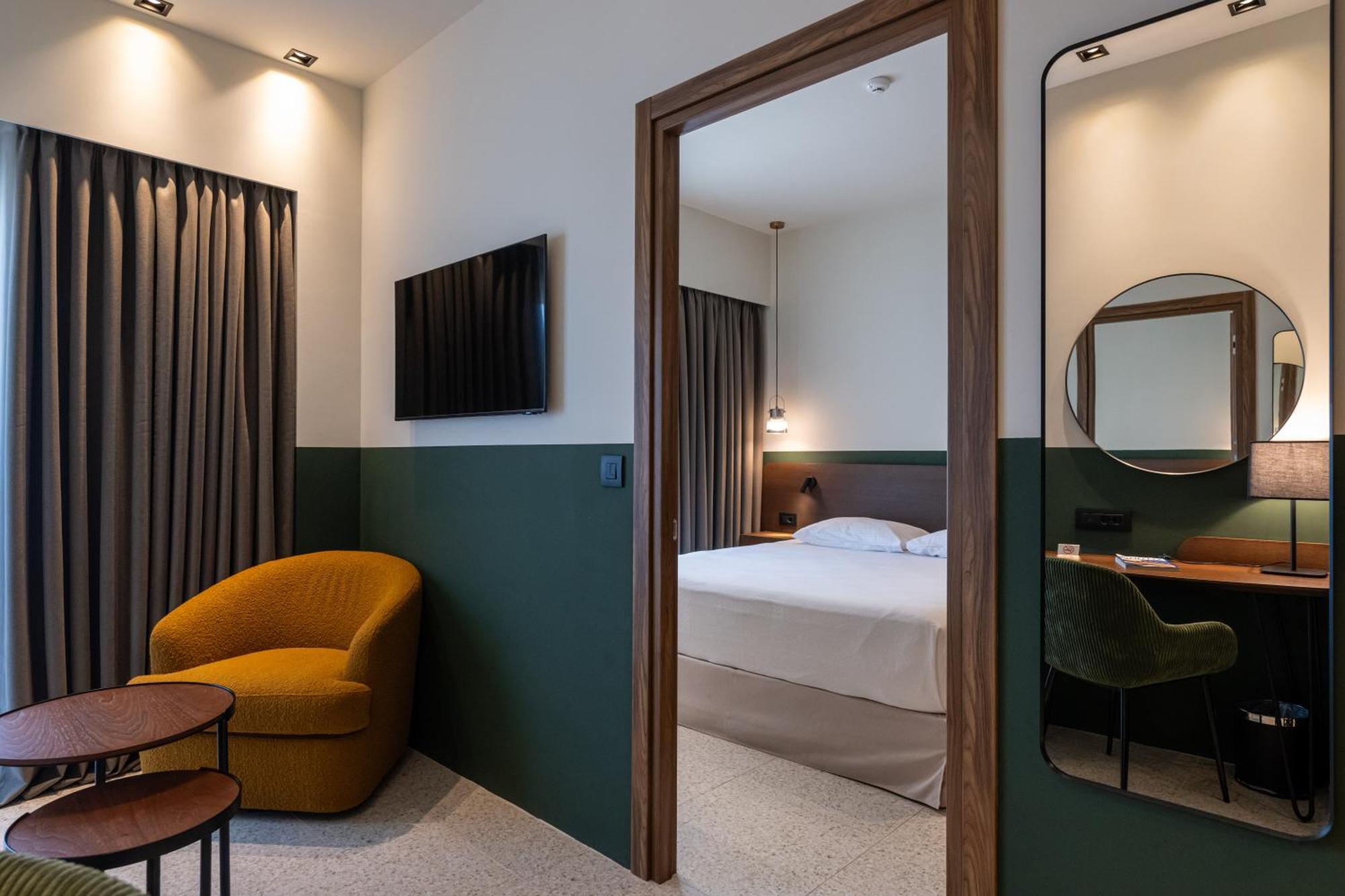 Evripidou 7 - Kalamata Mediterranean Suites Екстер'єр фото