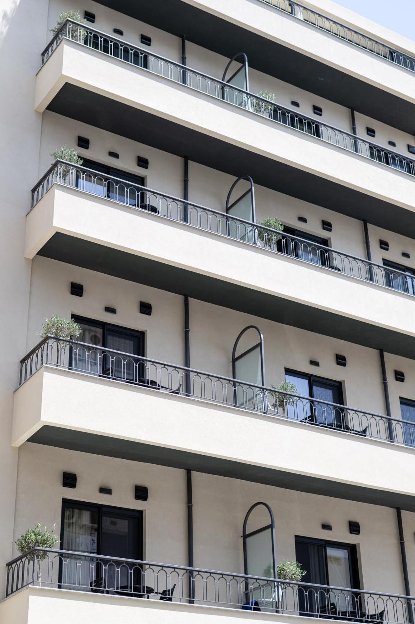 Evripidou 7 - Kalamata Mediterranean Suites Екстер'єр фото